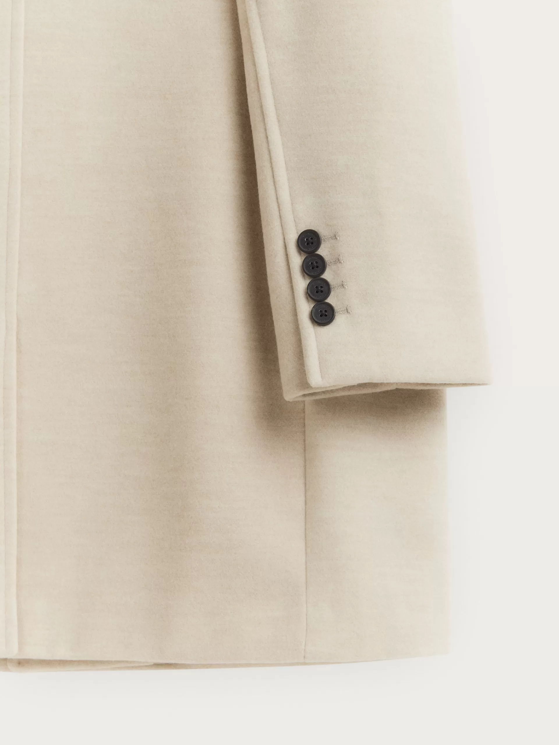 abrigo_moon_crudo_10.webp Flash Sale Alvaro Moreno ABRIGO MOON Crudo