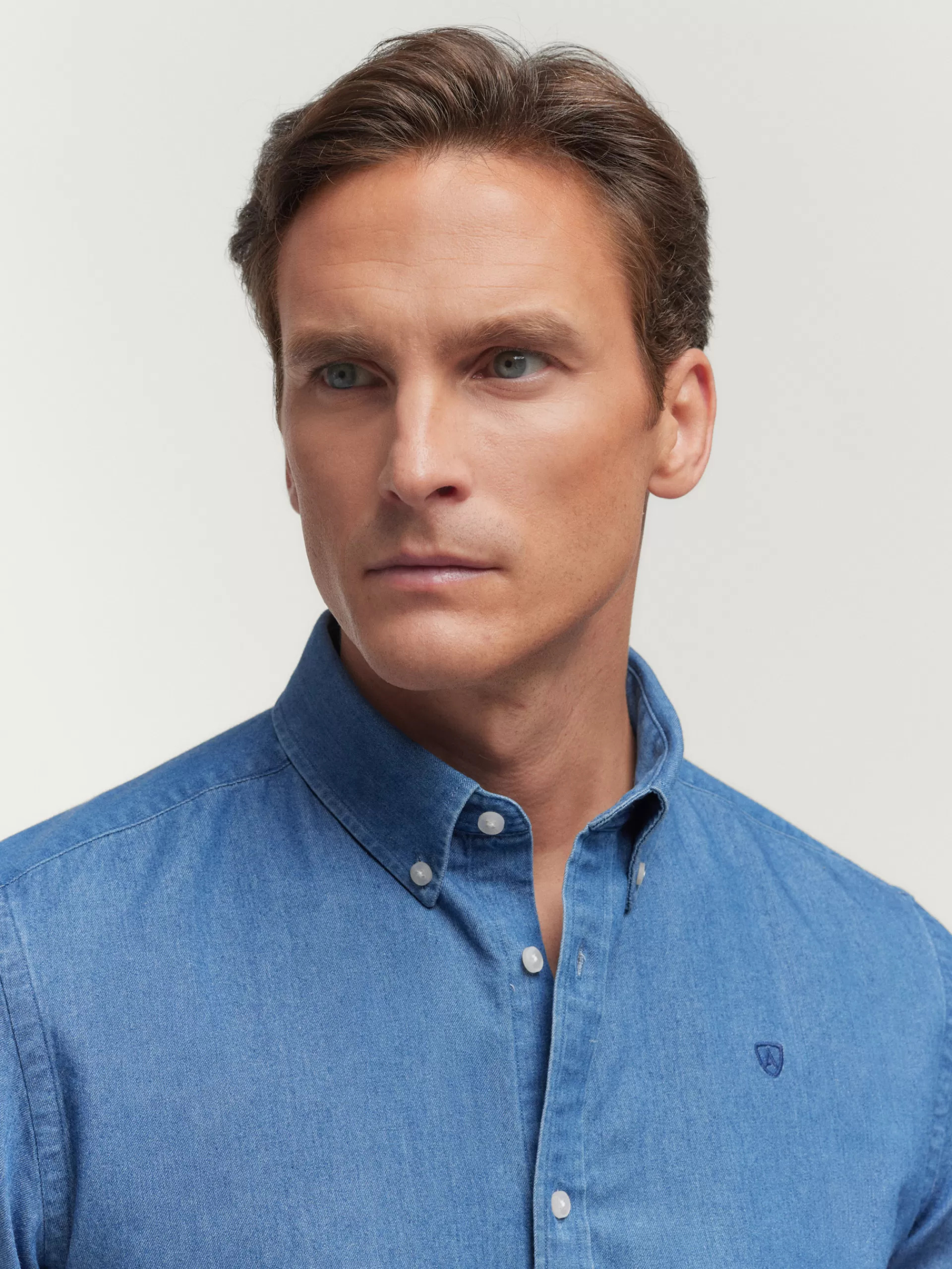 camisa_denim_slub_azul_3.webp Hot Alvaro Moreno CAMISA DENIM SLUB Azul