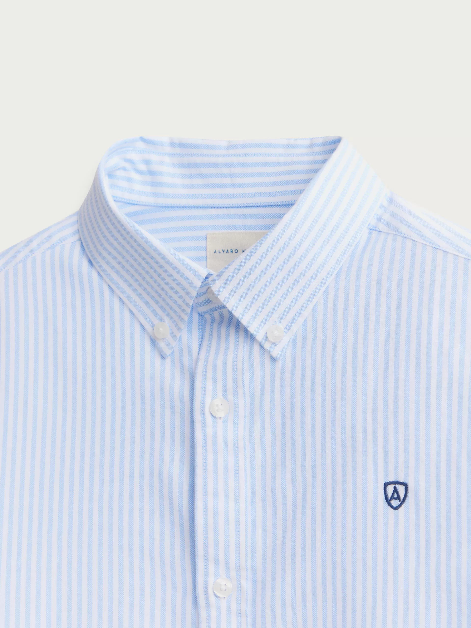 camisa_oxford_rayas_celeste_7.webp Clearance Alvaro Moreno CAMISA OXFORD RAYAS Celeste