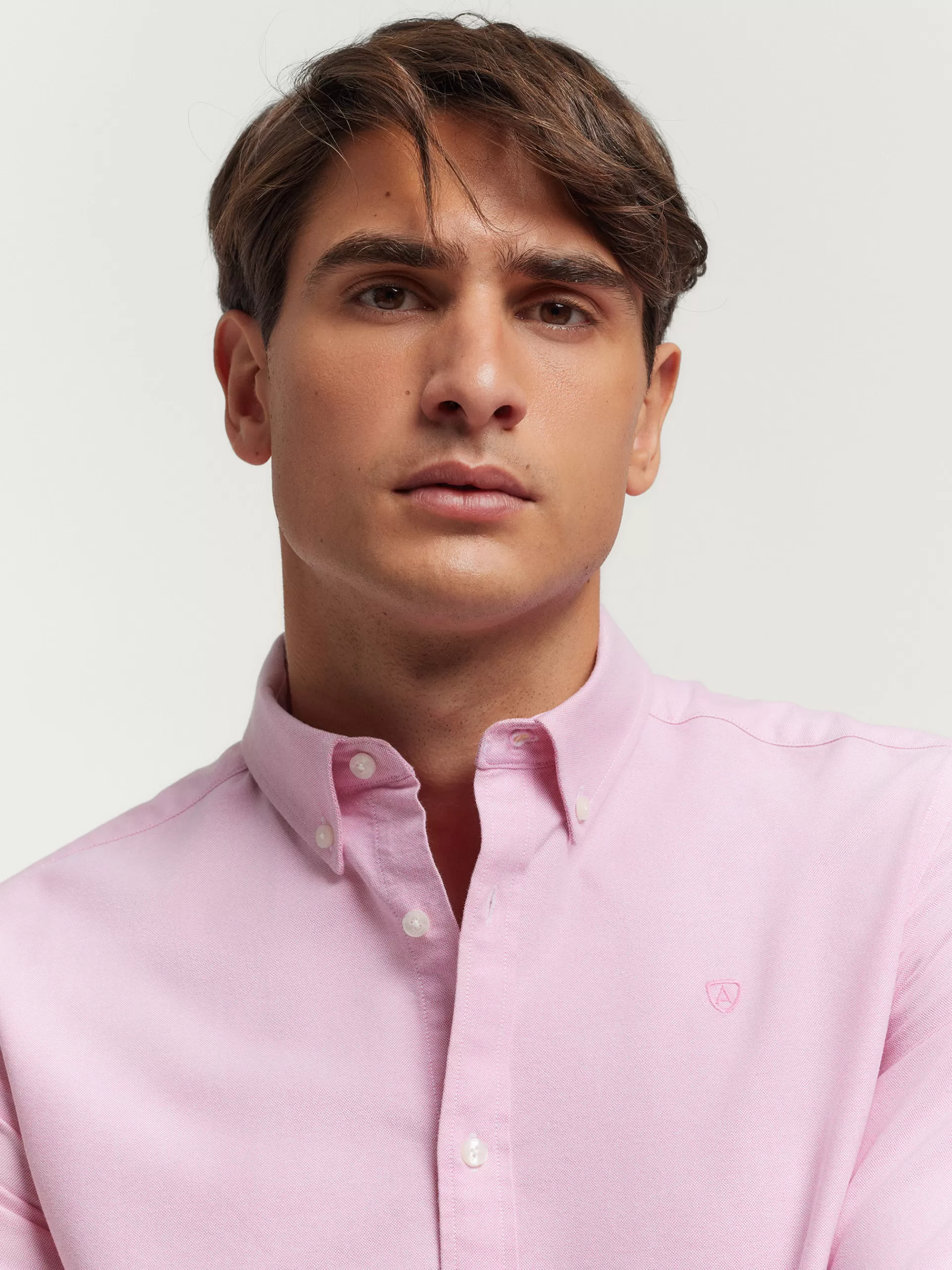 camisa_oxford_solid_rosa_3.webp Fashion Alvaro Moreno CAMISA OXFORD SOLID Rosa