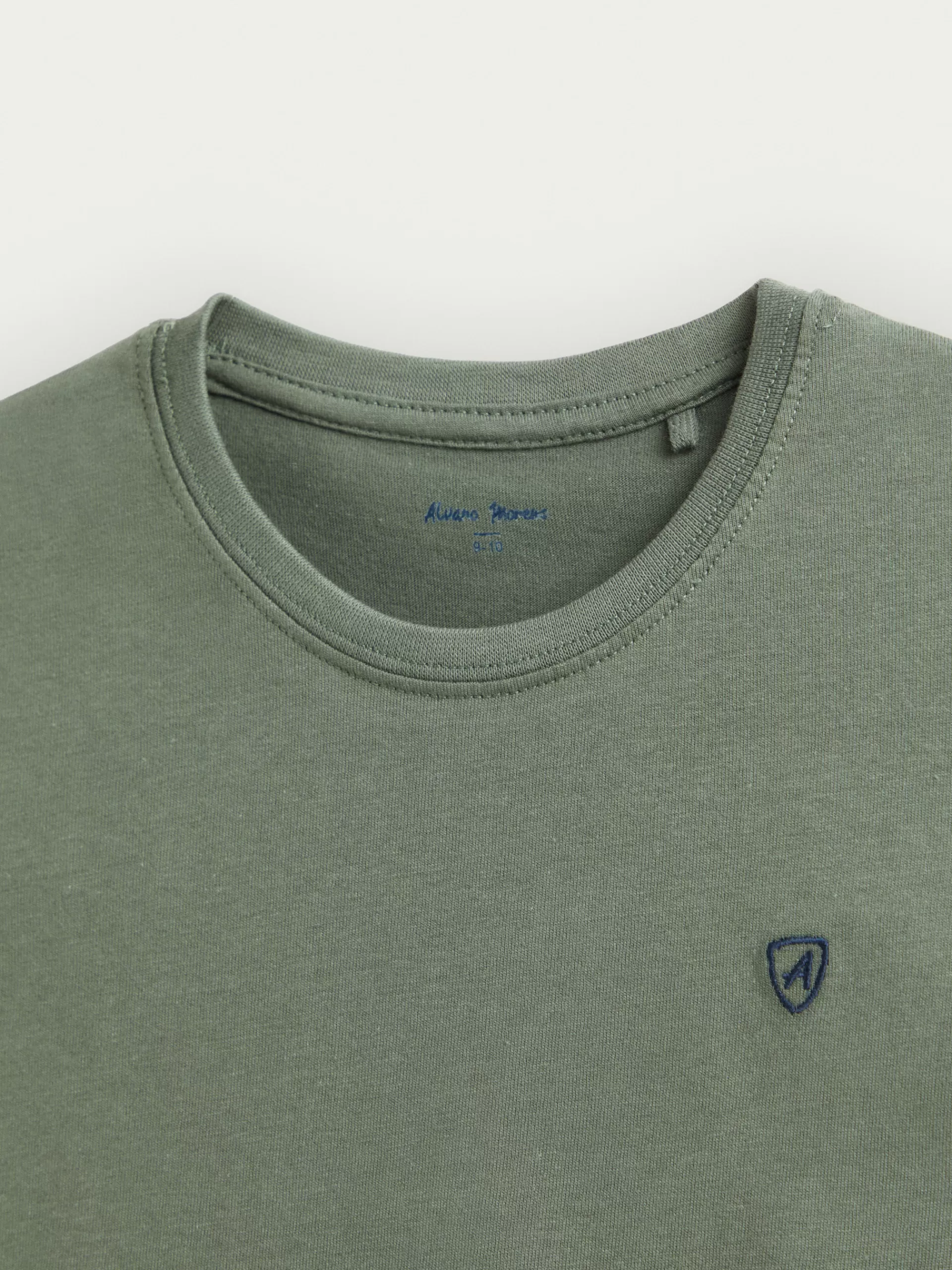 camiseta_basica_kids_verde_2.webp Clearance Alvaro Moreno CAMISETA BASICA KIDS Verde