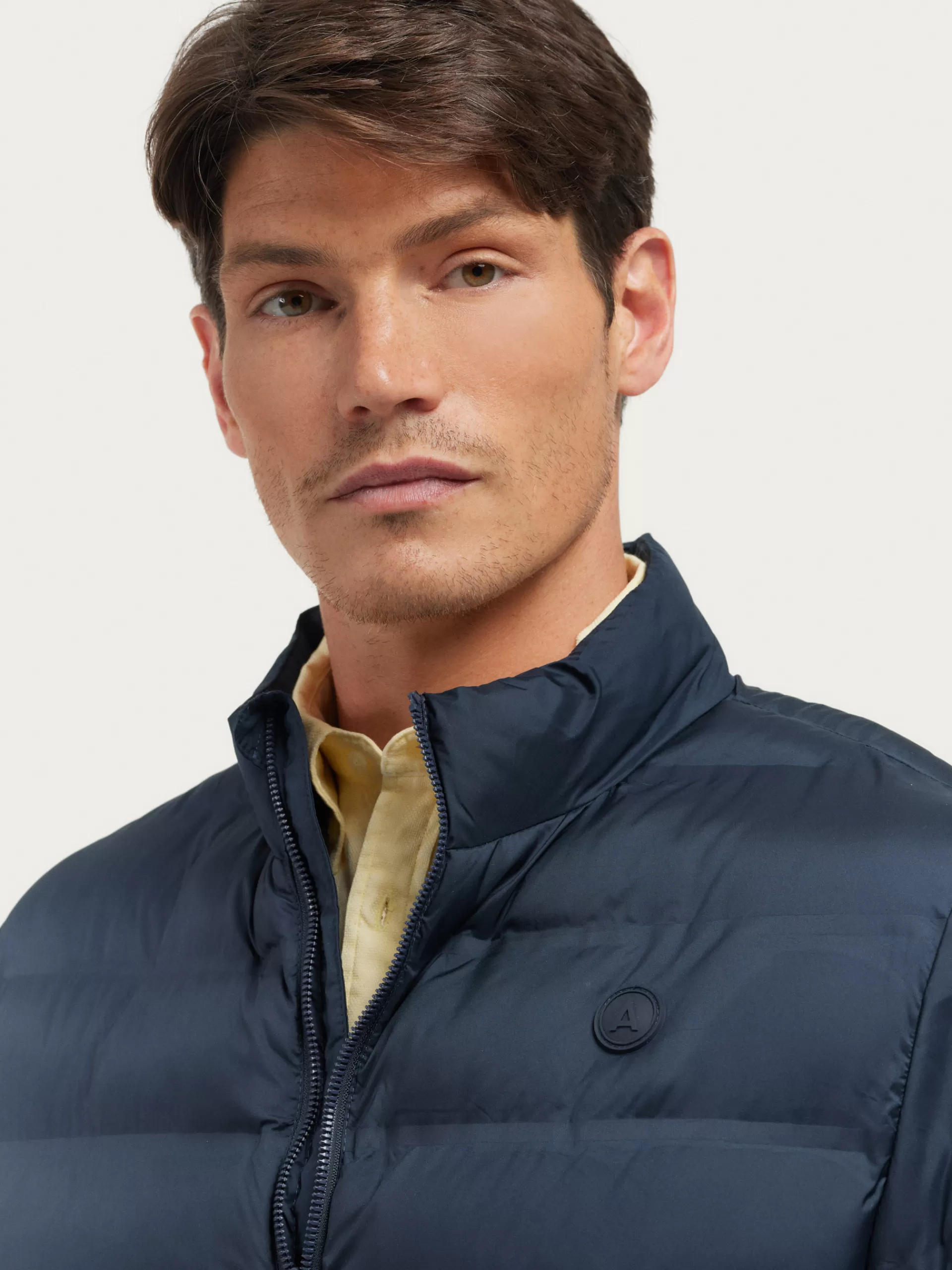 cazadora_montreal_azul_marino_3.webp Outlet Alvaro Moreno CAZADORA MONTREAL Azul Marino