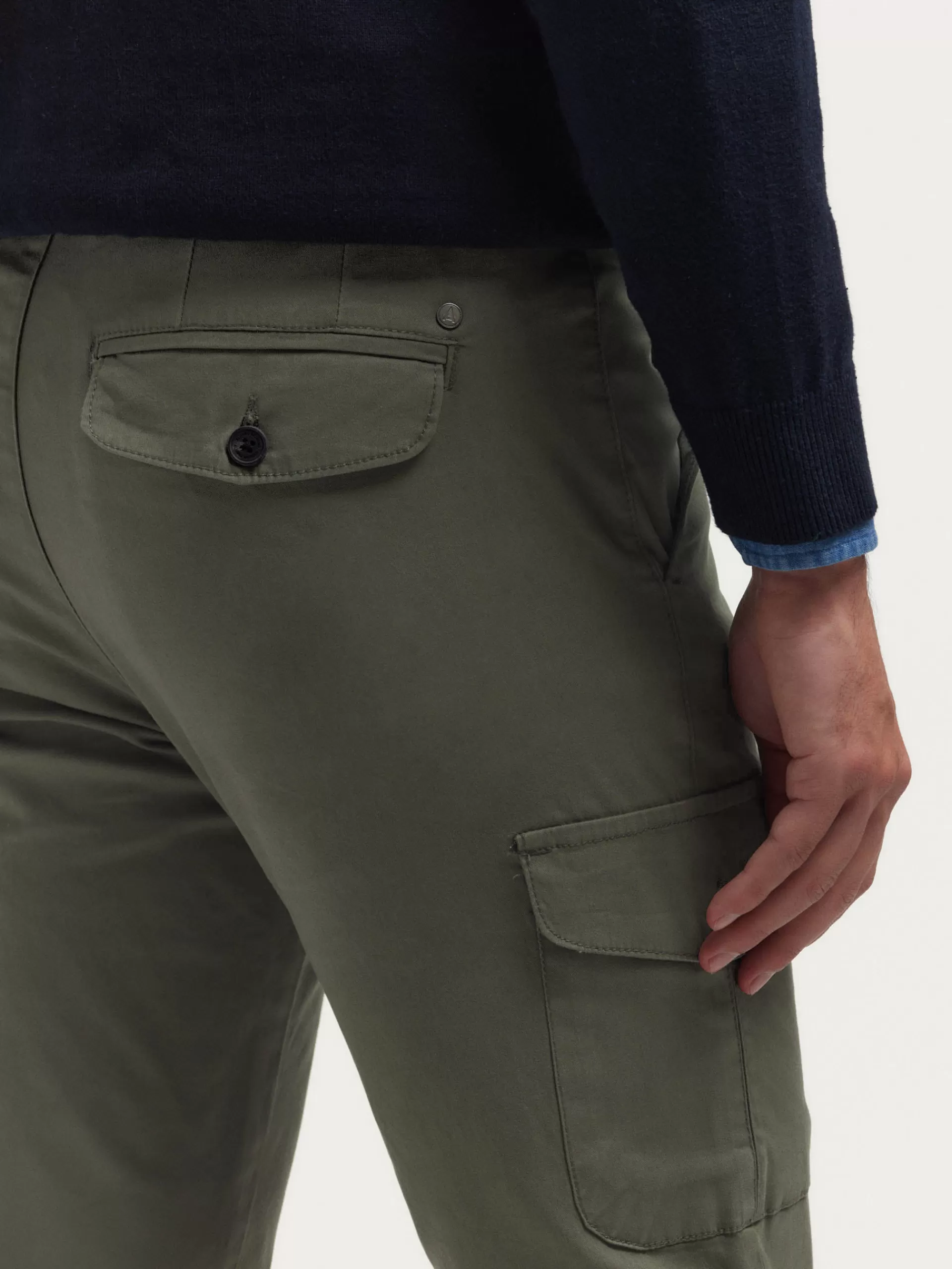 pantalon_buffalo_verde_3.webp Discount Alvaro Moreno PANTALON BUFFALO Verde