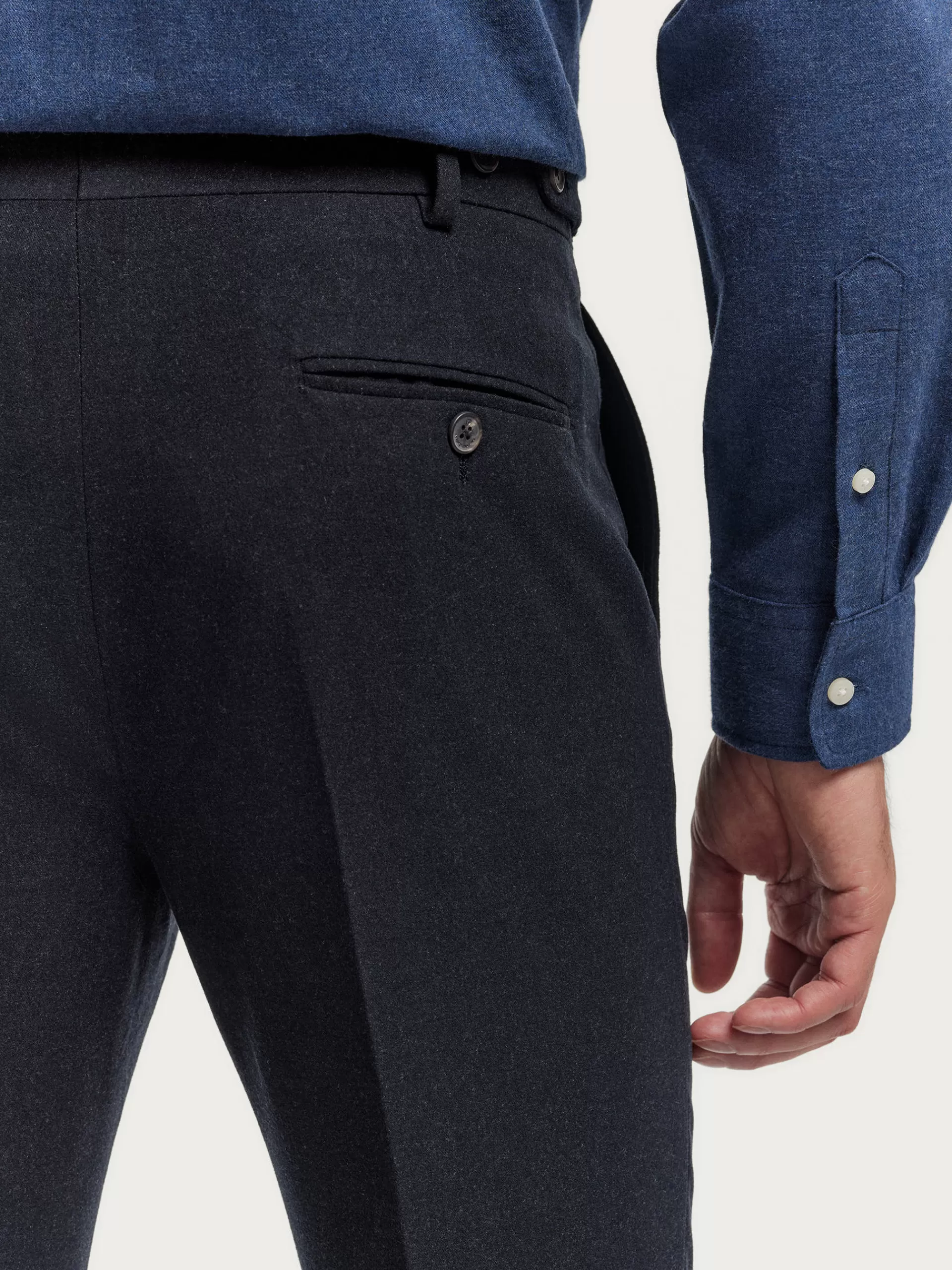 pantalon_classic_twill_gris_4.webp Online Alvaro Moreno PANTALON CLASSIC TWILL Gris